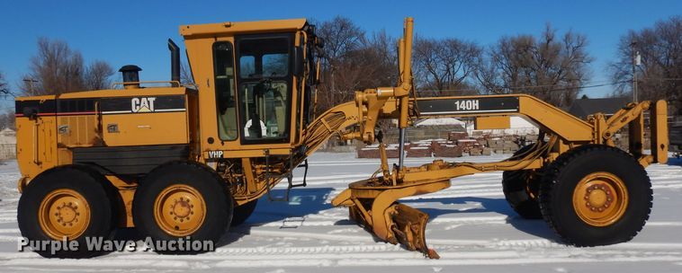image for item HU9979 2003 Caterpillar 140H VHP  motor grader
