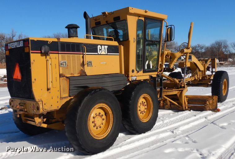 image for item HU9979 2003 Caterpillar 140H VHP  motor grader