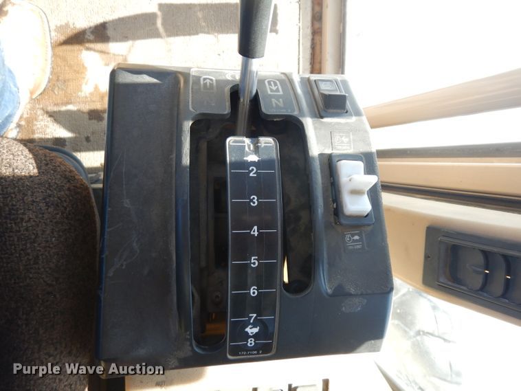 image for item HU9979 2003 Caterpillar 140H VHP  motor grader