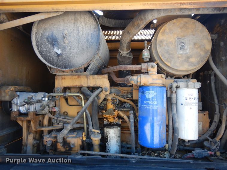 image for item HU9979 2003 Caterpillar 140H VHP  motor grader