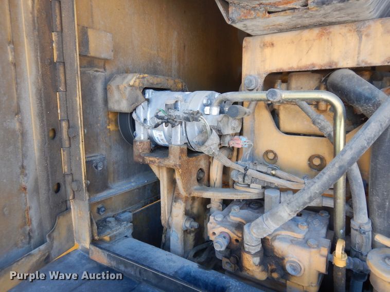 image for item HU9979 2003 Caterpillar 140H VHP  motor grader