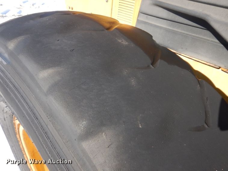 image for item HU9979 2003 Caterpillar 140H VHP  motor grader