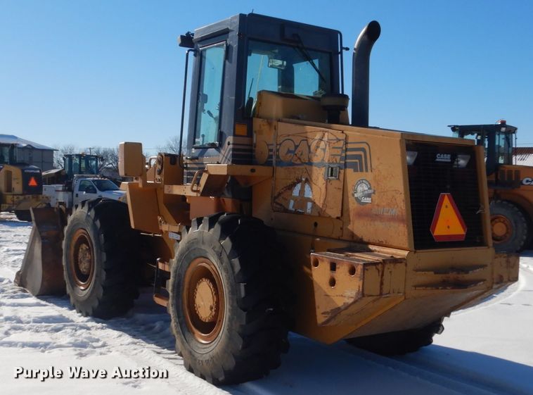 image for item HU9982 1997 Case 621B  wheel loader