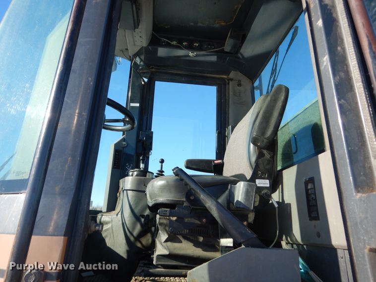 image for item HU9982 1997 Case 621B  wheel loader