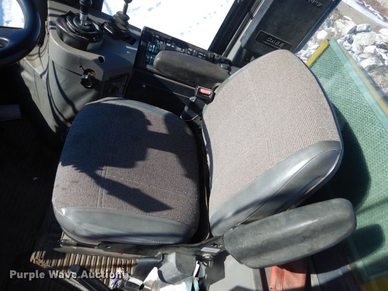 image for item HU9982 1997 Case 621B  wheel loader