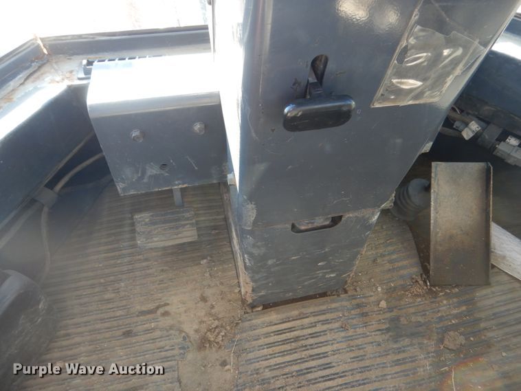 image for item HU9982 1997 Case 621B  wheel loader