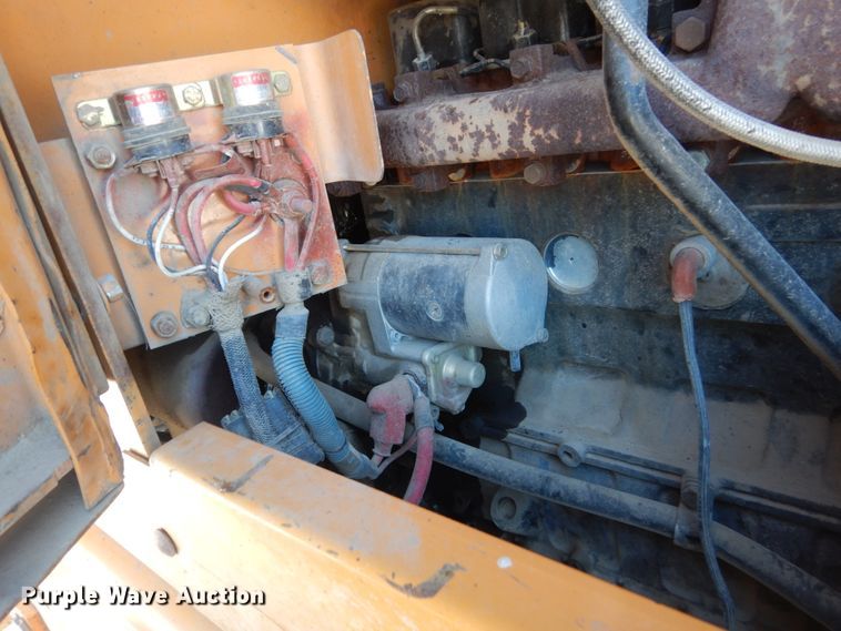 image for item HU9982 1997 Case 621B  wheel loader