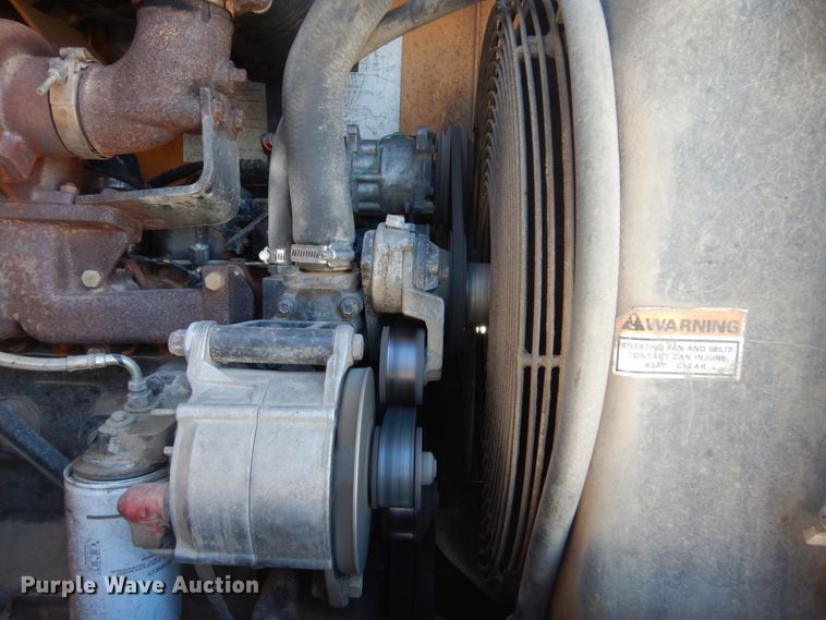 image for item HU9982 1997 Case 621B  wheel loader