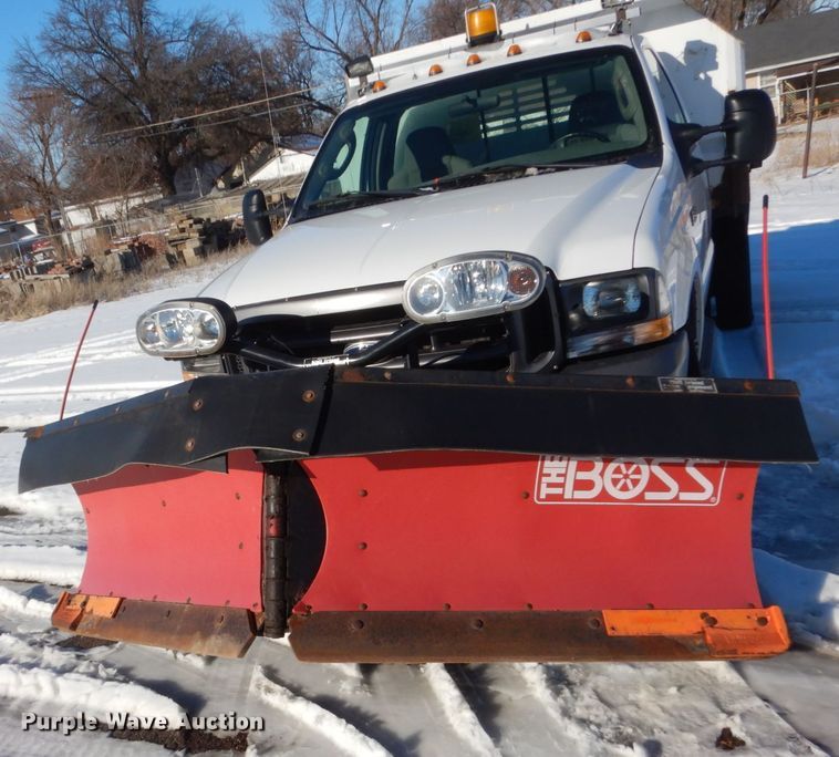 image for item HU9984 2004 Ford F450 Super Duty  dump truck