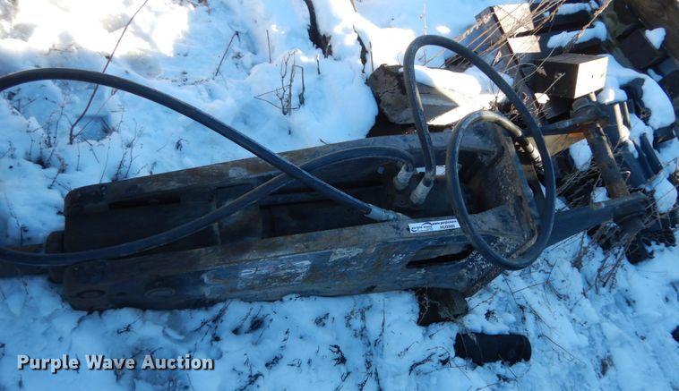 image for item HU9986 Caterpillar H70 breaker