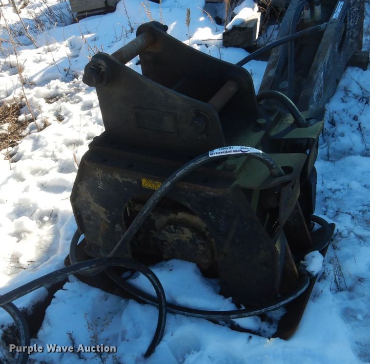 image for item HU9987 Plate compactor