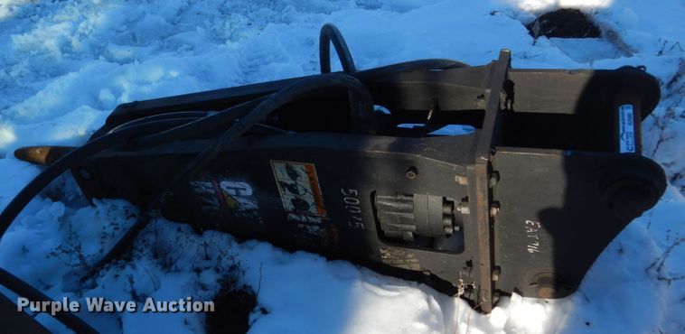 image for item HU9988 Caterpillar H70 breaker