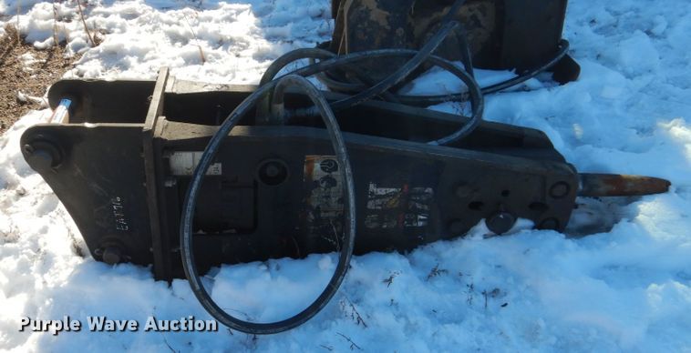 image for item HU9988 Caterpillar H70 breaker