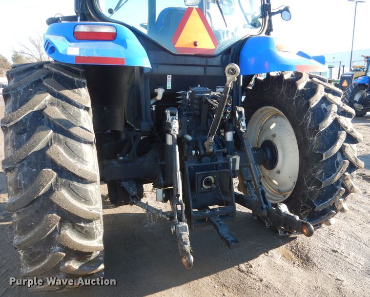 image for item HU9990 2013 New Holland T6.165  MFWD tractor