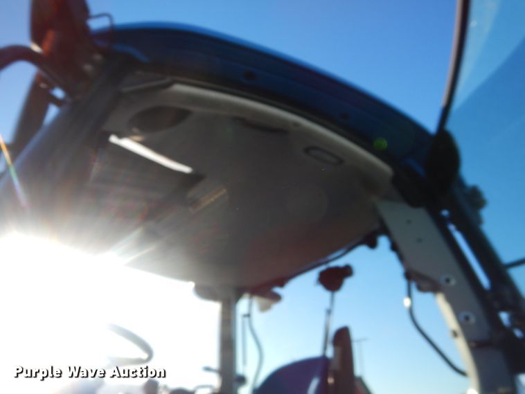 image for item HU9990 2013 New Holland T6.165  MFWD tractor