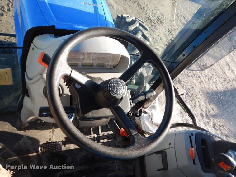 image for item HU9990 2013 New Holland T6.165  MFWD tractor