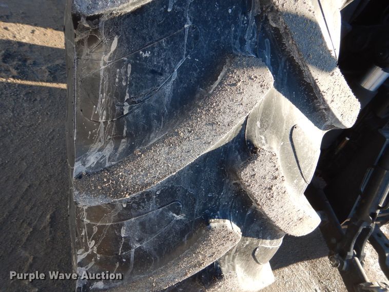 image for item HU9990 2013 New Holland T6.165  MFWD tractor