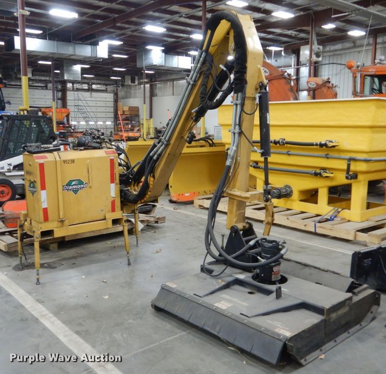 image for item IG9098 Diamond side boom rotary mower