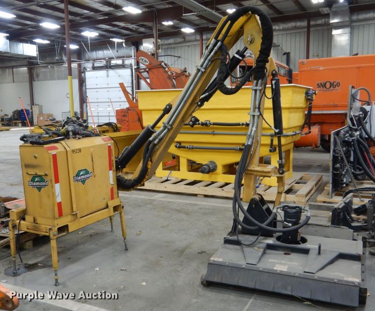 image for item IG9098 Diamond side boom rotary mower