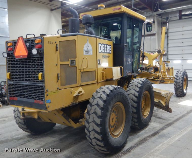 image for item IG9099 2004 John Deere 770CH Series II  motor grader