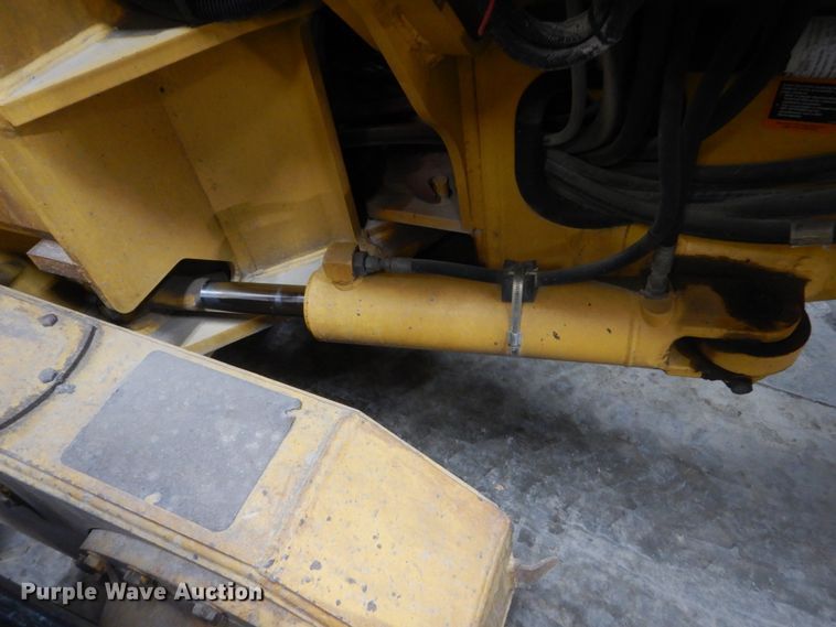 image for item IG9099 2004 John Deere 770CH Series II  motor grader