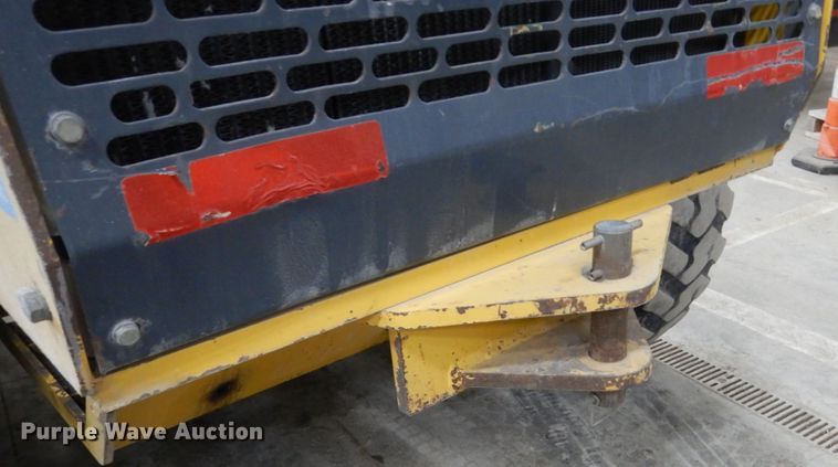 image for item IG9099 2004 John Deere 770CH Series II  motor grader