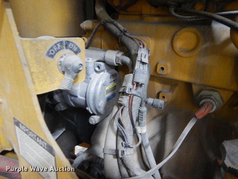 image for item IG9099 2004 John Deere 770CH Series II  motor grader