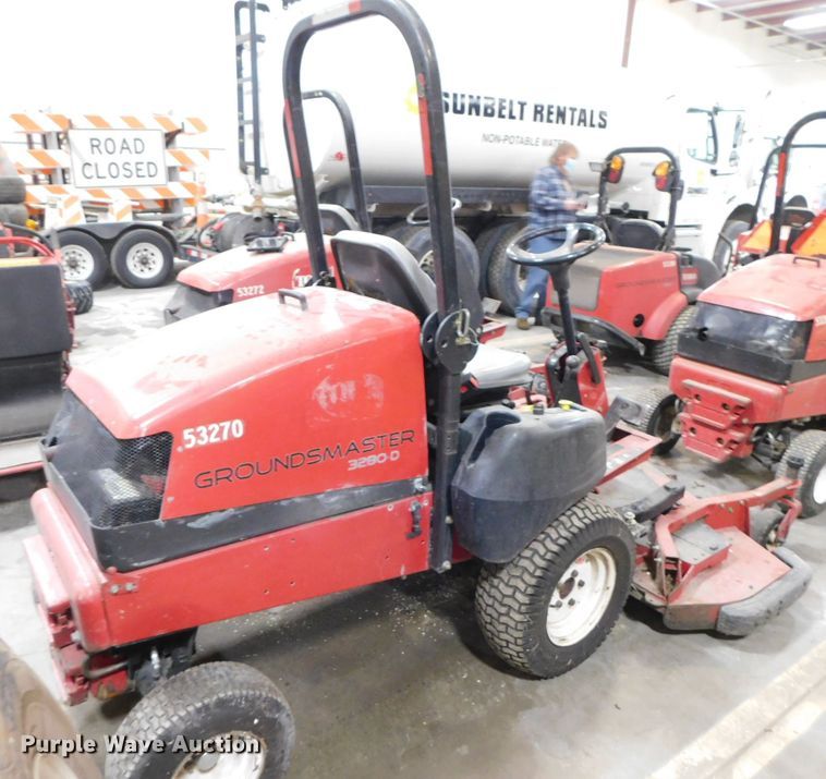 image for item IG9100 2011 Toro Groundmaster 3280D  lawn mower