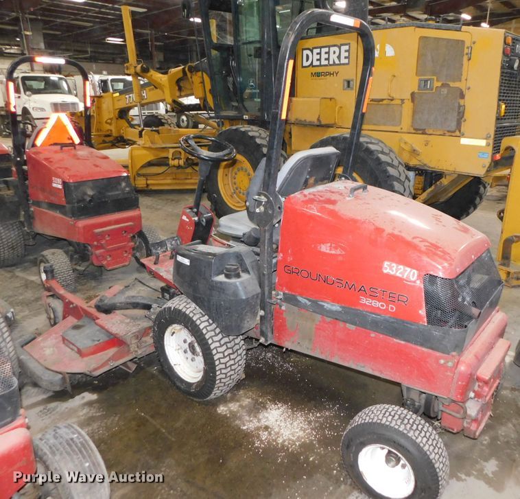 image for item IG9100 2011 Toro Groundmaster 3280D  lawn mower