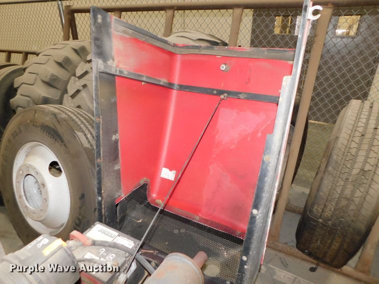 image for item IG9100 2011 Toro Groundmaster 3280D  lawn mower