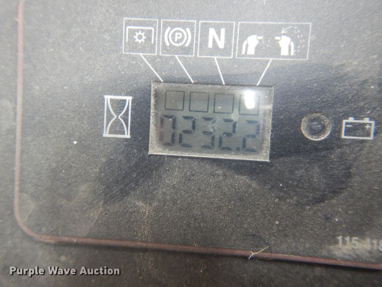 image for item IG9101 2012 Toro Grandstand 74535  ZTR lawn mower