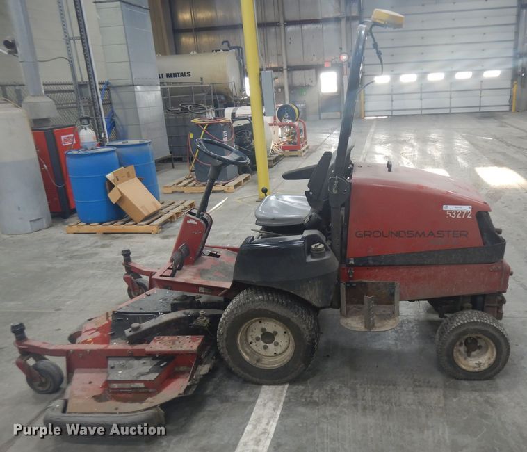 image for item IG9102 2010 Toro Groundmaster 3280D  lawn mower