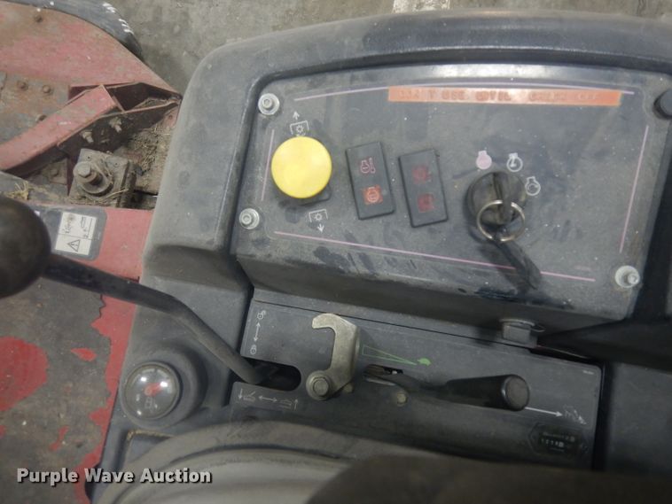 image for item IG9102 2010 Toro Groundmaster 3280D  lawn mower