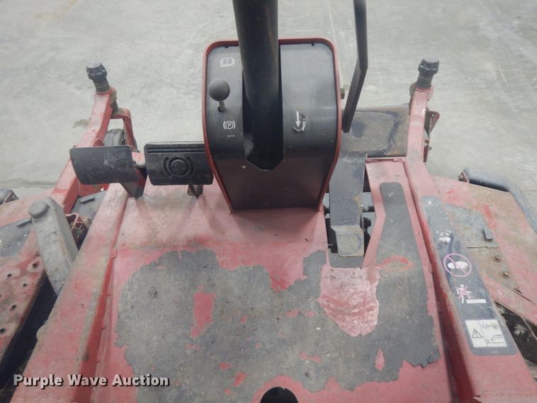 image for item IG9102 2010 Toro Groundmaster 3280D  lawn mower