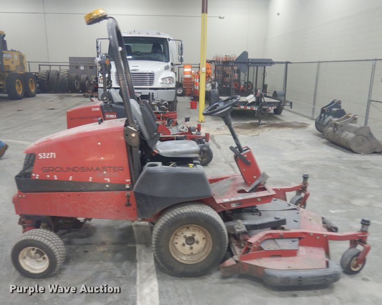 image for item IG9103 2012 Toro Groundmaster 3280D  lawn mower