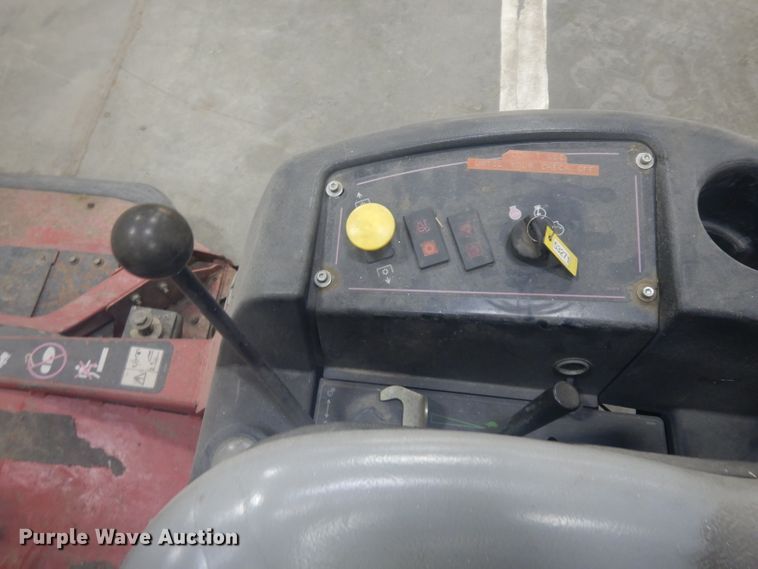 image for item IG9103 2012 Toro Groundmaster 3280D  lawn mower