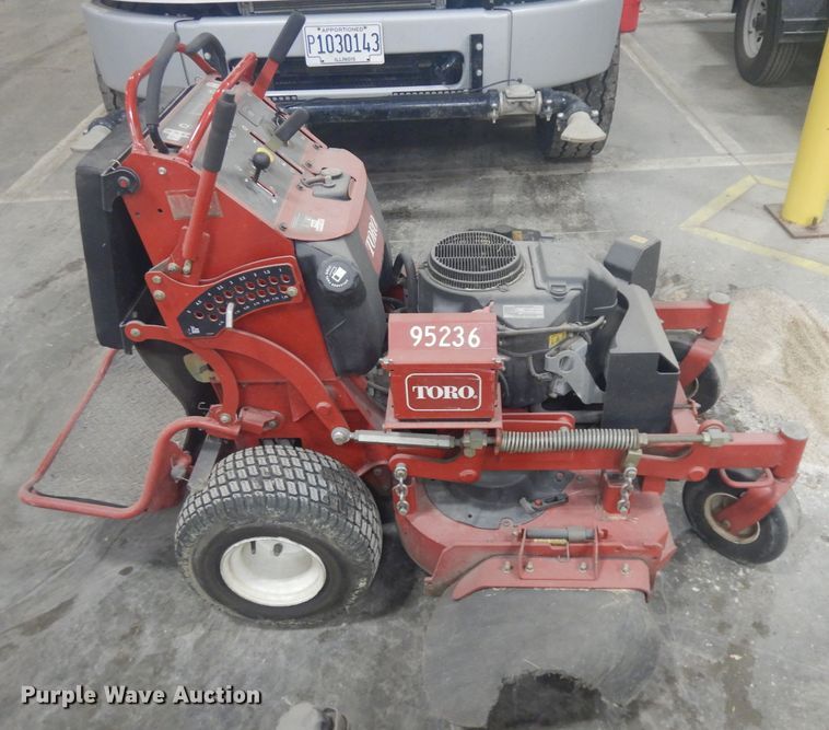 image for item IG9104 2012 Toro Grandstand 74534  ZTR lawn mower