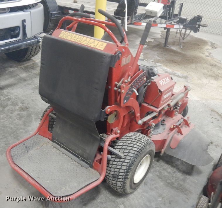 image for item IG9104 2012 Toro Grandstand 74534  ZTR lawn mower