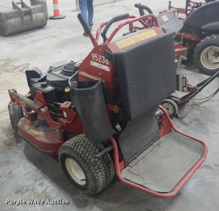 image for item IG9104 2012 Toro Grandstand 74534  ZTR lawn mower