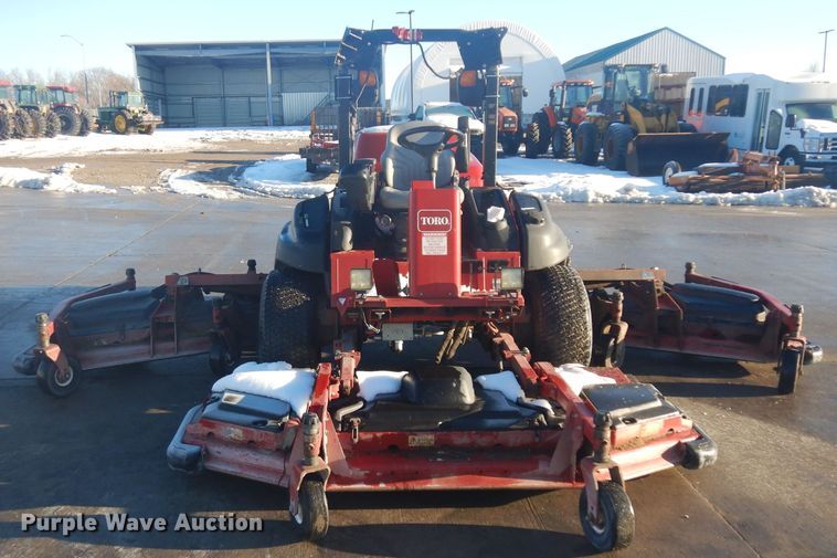 image for item IG9107 2009 Toro 5900D  lawn mower