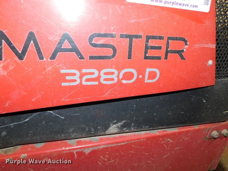 image for item IG9109 2012 Toro Groundmaster 3280D  lawn mower