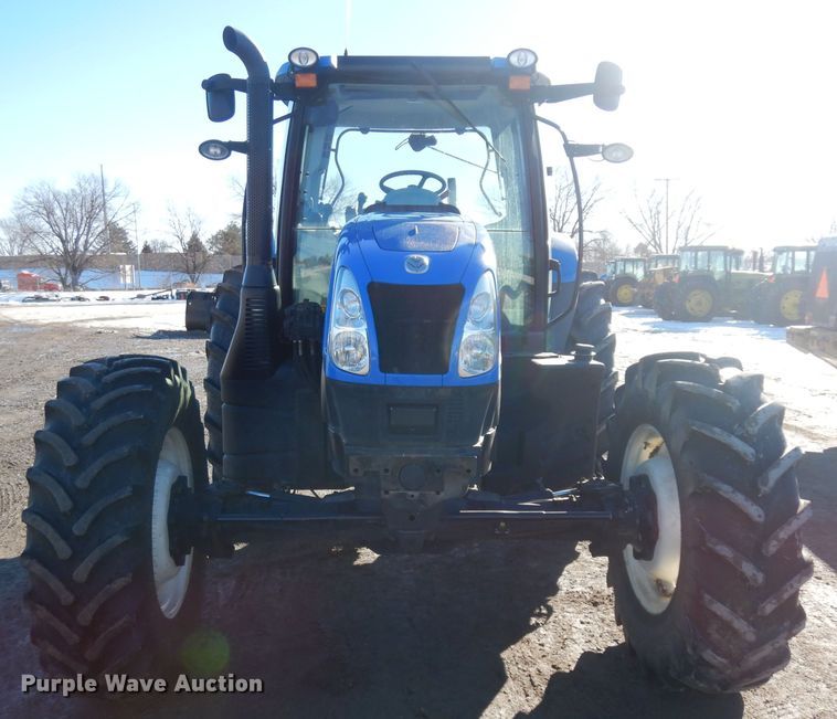 image for item IG9113 2013 New Holland T6.165  MFWD tractor