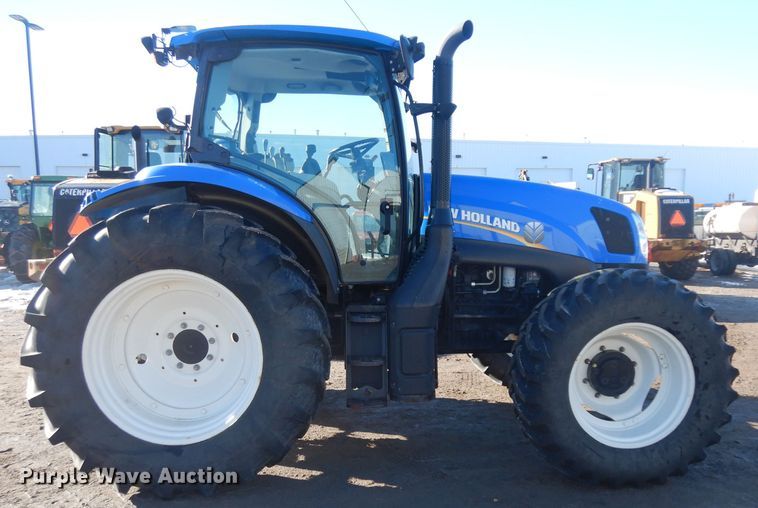 image for item IG9113 2013 New Holland T6.165  MFWD tractor