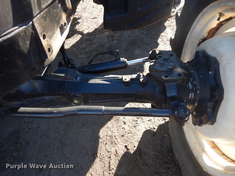 image for item IG9113 2013 New Holland T6.165  MFWD tractor