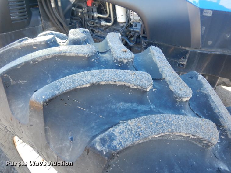 image for item IG9113 2013 New Holland T6.165  MFWD tractor