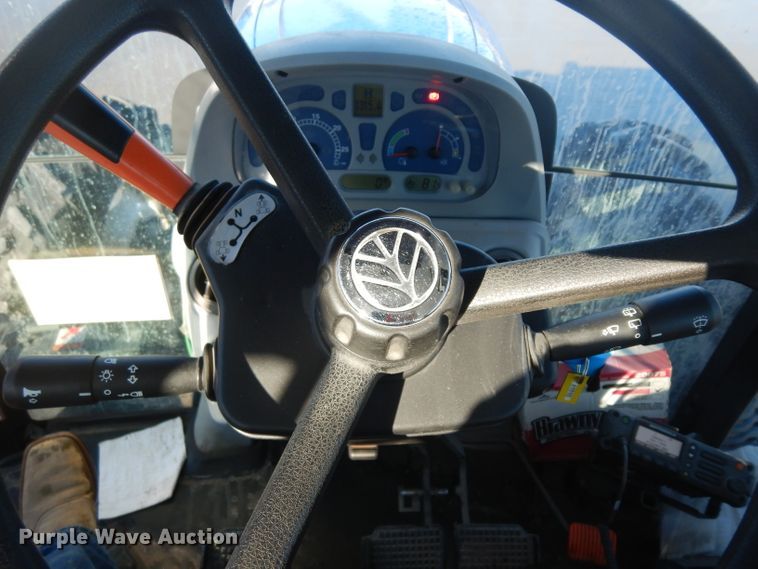 image for item IG9114 2013 New Holland T6.165  MFWD tractor