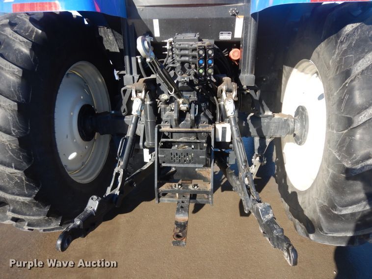 image for item IG9114 2013 New Holland T6.165  MFWD tractor