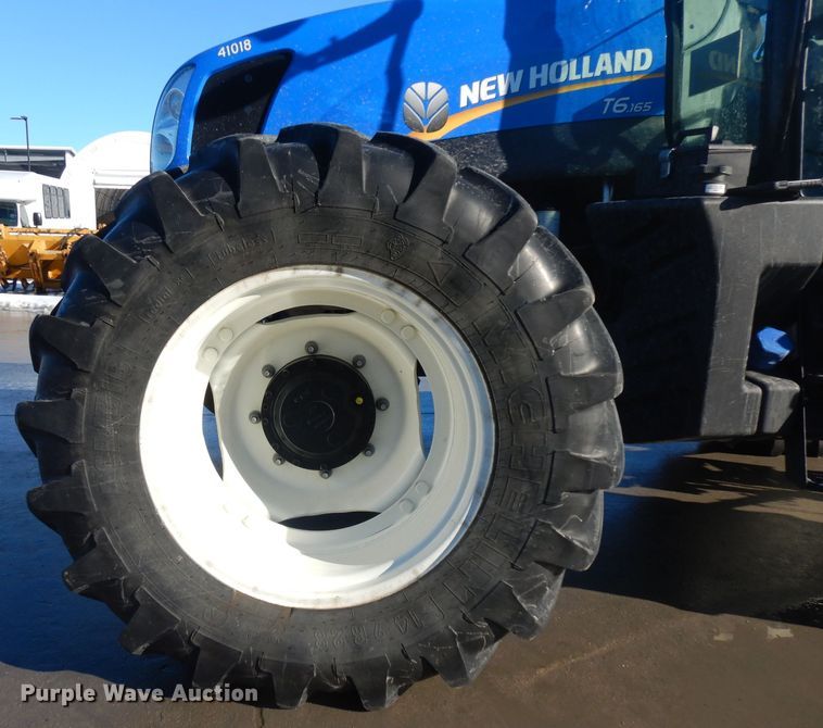 image for item IG9114 2013 New Holland T6.165  MFWD tractor