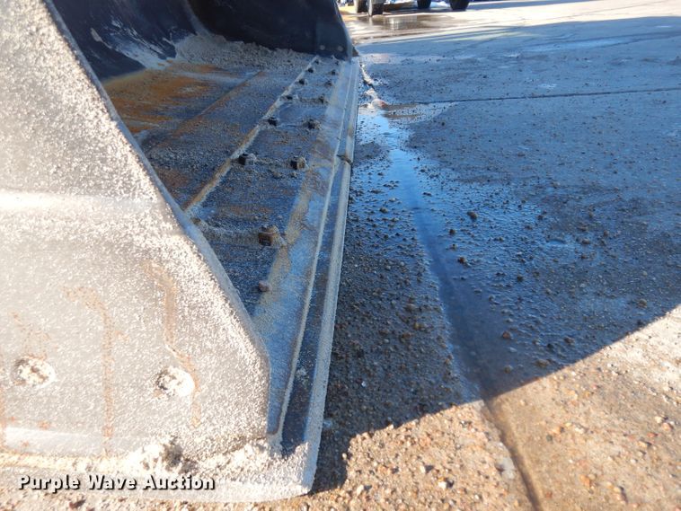 image for item IG9127 1995 Case 621B  wheel loader