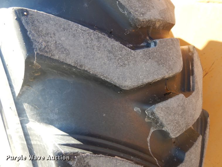 image for item IG9127 1995 Case 621B  wheel loader